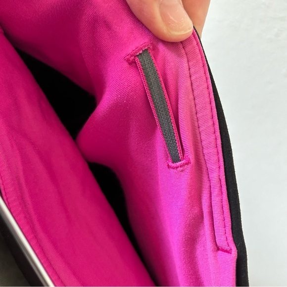 Lululemon Women’s Leggings 6 Black Cropped Pullon Stretchy Gym Workout Lounge - Picture 12 of 13